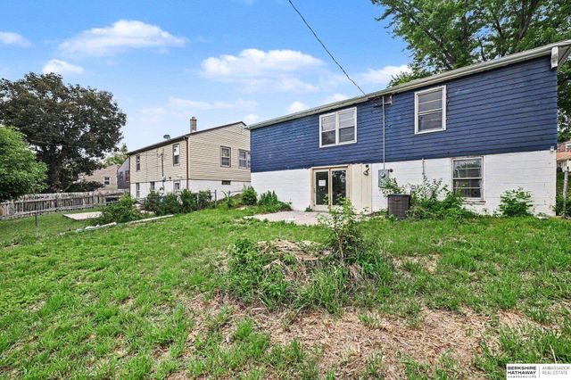4402 N 53rd Street, Omaha, NE 68104