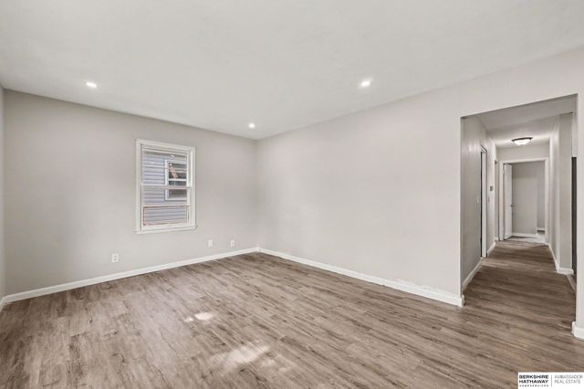 4402 N 53rd Street, Omaha, NE 68104