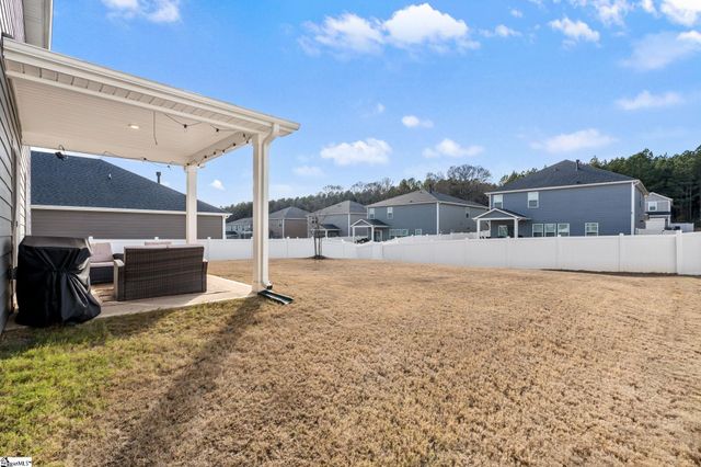 809 Elgon Walk Drive, Fountain Inn, SC 29644