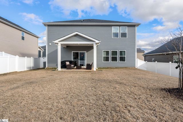 809 Elgon Walk Drive, Fountain Inn, SC 29644