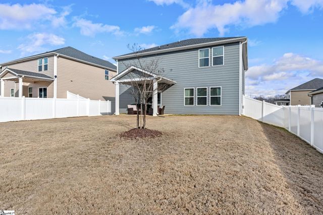 809 Elgon Walk Drive, Fountain Inn, SC 29644