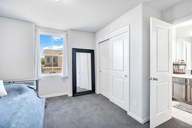 6053 E Brick Drive, Fresno, CA 93727