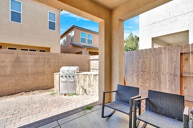 6053 E Brick Drive, Fresno, CA 93727