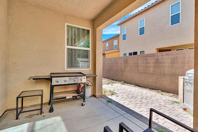 6053 E Brick Drive, Fresno, CA 93727