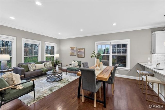 656 Clear Brook Drive, St Louis, MO 63122