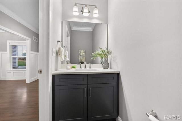 656 Clear Brook Drive, St Louis, MO 63122