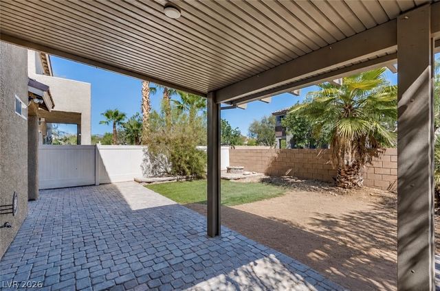 9182 Sunken Meadow Avenue, Las Vegas, NV 89178