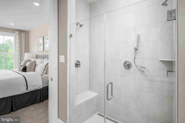 5435 PONDVIEW LN, Ellicott City, MD 21043