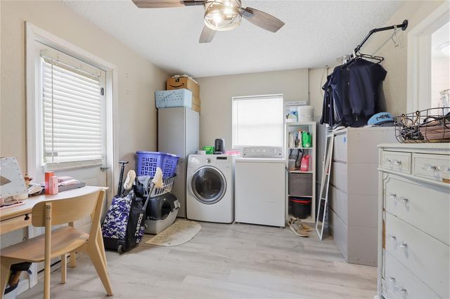 69 CRYSTAL DRIVE, Debary, FL 32713