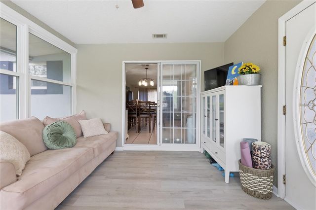 69 CRYSTAL DRIVE, Debary, FL 32713