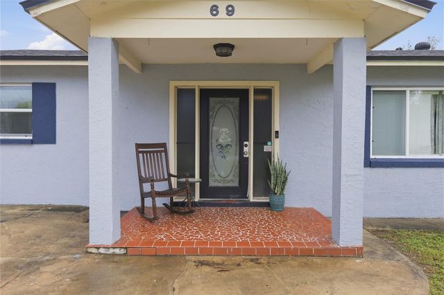 69 CRYSTAL DRIVE, Debary, FL 32713