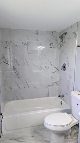 7600 NW 5th Pl 108, Margate, FL 33063