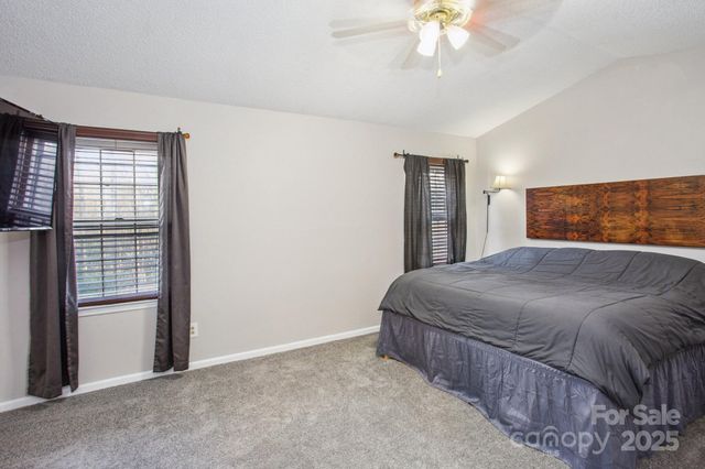 2010 Dembrigh Lane, Charlotte, NC 28262