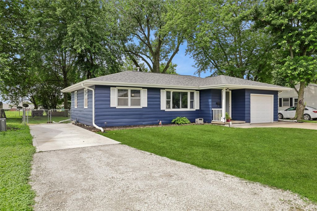 1110 W South Street, Winterset, IA 50273