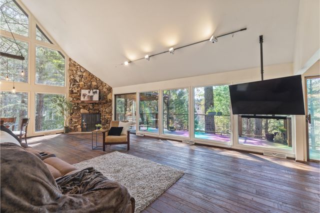 525 Ingalls Lane, Wilderville, OR 97543