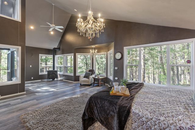 525 Ingalls Lane, Wilderville, OR 97543