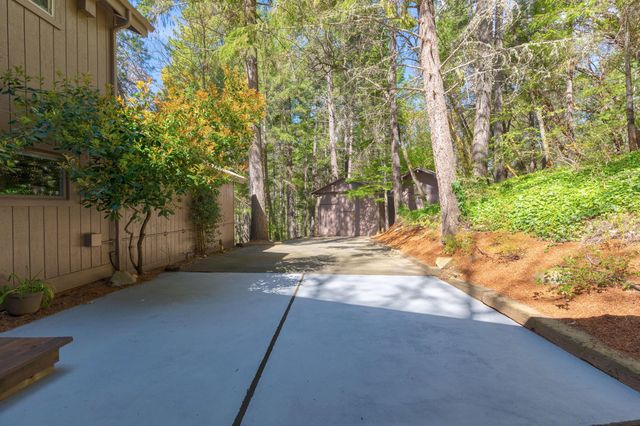 525 Ingalls Lane, Wilderville, OR 97543