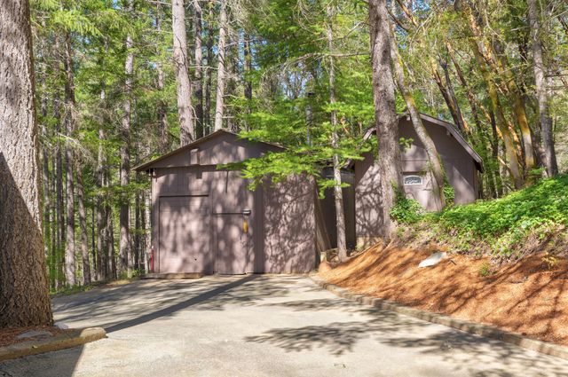 525 Ingalls Lane, Wilderville, OR 97543