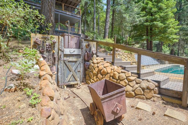 525 Ingalls Lane, Wilderville, OR 97543