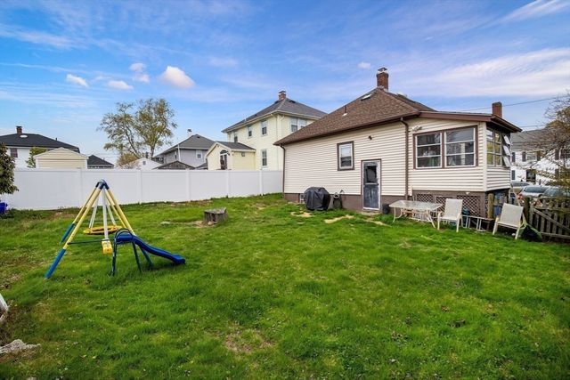 13 Wampatuck Rd, Quincy, MA 02169