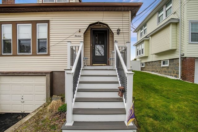 13 Wampatuck Rd, Quincy, MA 02169