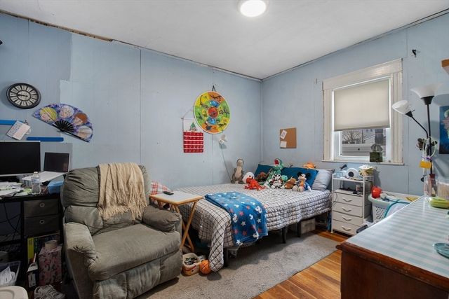 13 Wampatuck Rd, Quincy, MA 02169