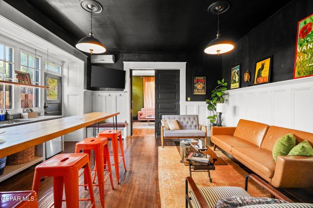 1137 Arizona Avenue, El Paso, TX 79902