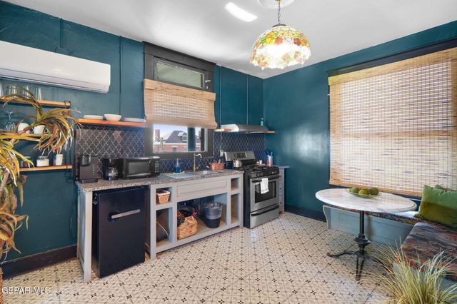 1137 Arizona Avenue, El Paso, TX 79902