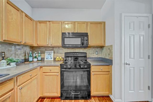 955 Pebble Creek Trail, Suwanee, GA 30024