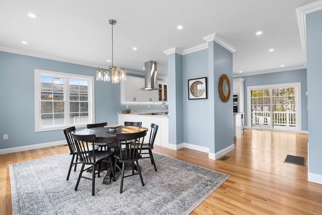 24 Marion St, Walpole, MA 02081