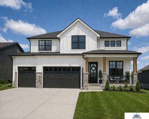 4314 S 212th Street, Elkhorn, NE 68022