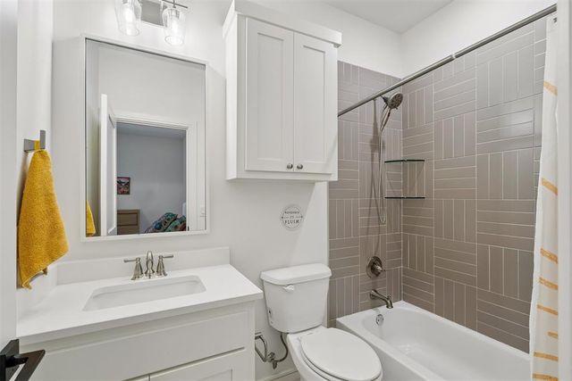 5008 Water Oak Way, Edmond, OK 73034