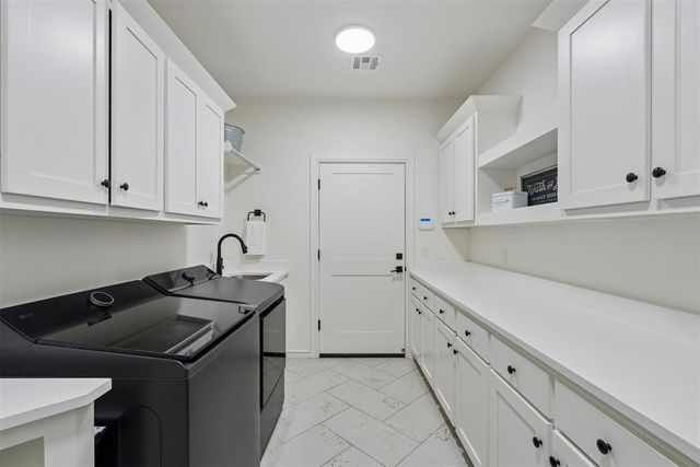 5008 Water Oak Way, Edmond, OK 73034