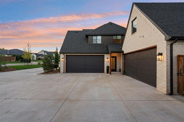5008 Water Oak Way, Edmond, OK 73034
