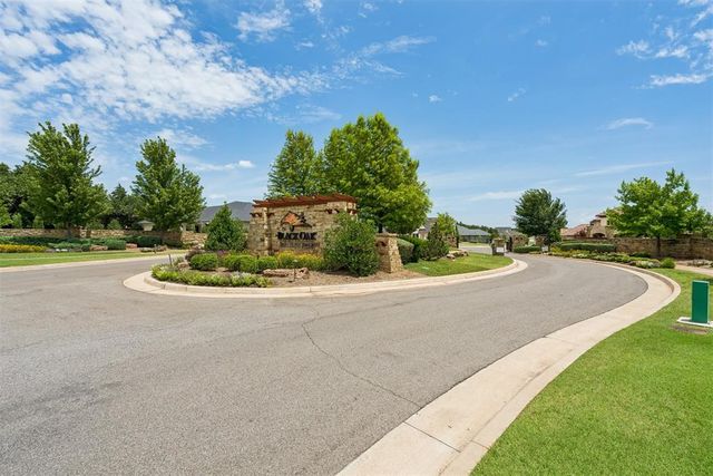 5008 Water Oak Way, Edmond, OK 73034