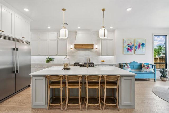 5008 Water Oak Way, Edmond, OK 73034