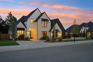 5008 Water Oak Way, Edmond, OK 73034
