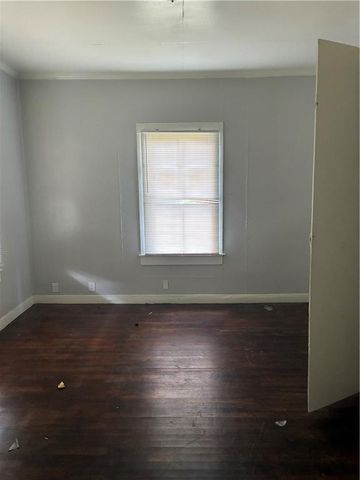 61 Alexander Street, Mobile, AL 36607