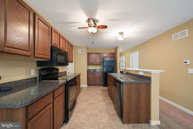 10 ROLLIN CT, Dover, DE 19901