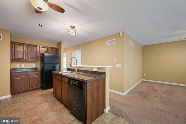 10 ROLLIN CT, Dover, DE 19901
