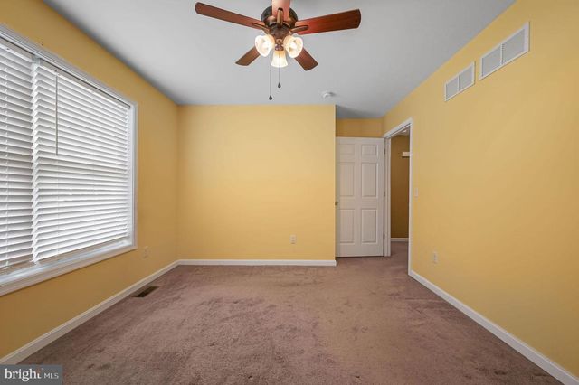 10 ROLLIN CT, Dover, DE 19901