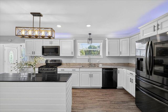 3121 Camden Highway, Sumter, SC 29153