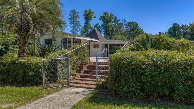 3121 Camden Highway, Sumter, SC 29153