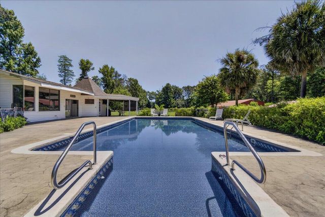 3121 Camden Highway, Sumter, SC 29153