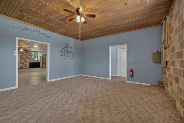 3121 Camden Highway, Sumter, SC 29153