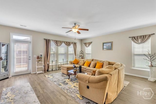 17 Shoefstall Street, Savannah, GA 31407