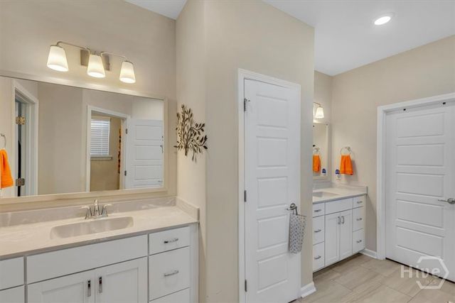 17 Shoefstall Street, Savannah, GA 31407