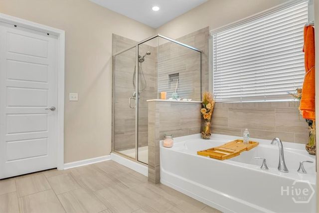 17 Shoefstall Street, Savannah, GA 31407