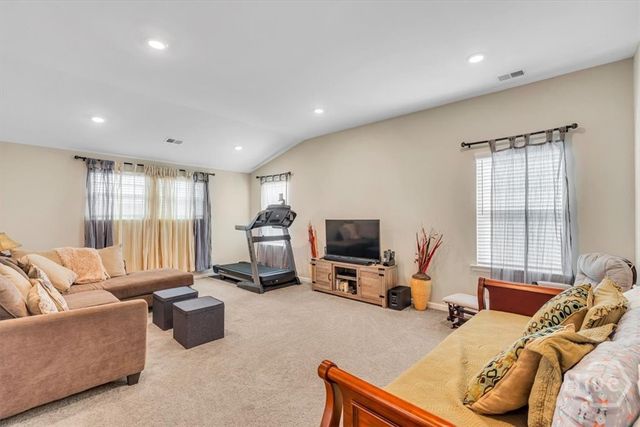 17 Shoefstall Street, Savannah, GA 31407