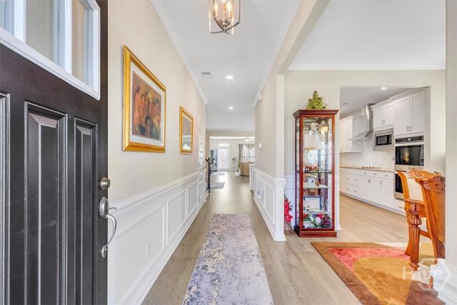 17 Shoefstall Street, Savannah, GA 31407